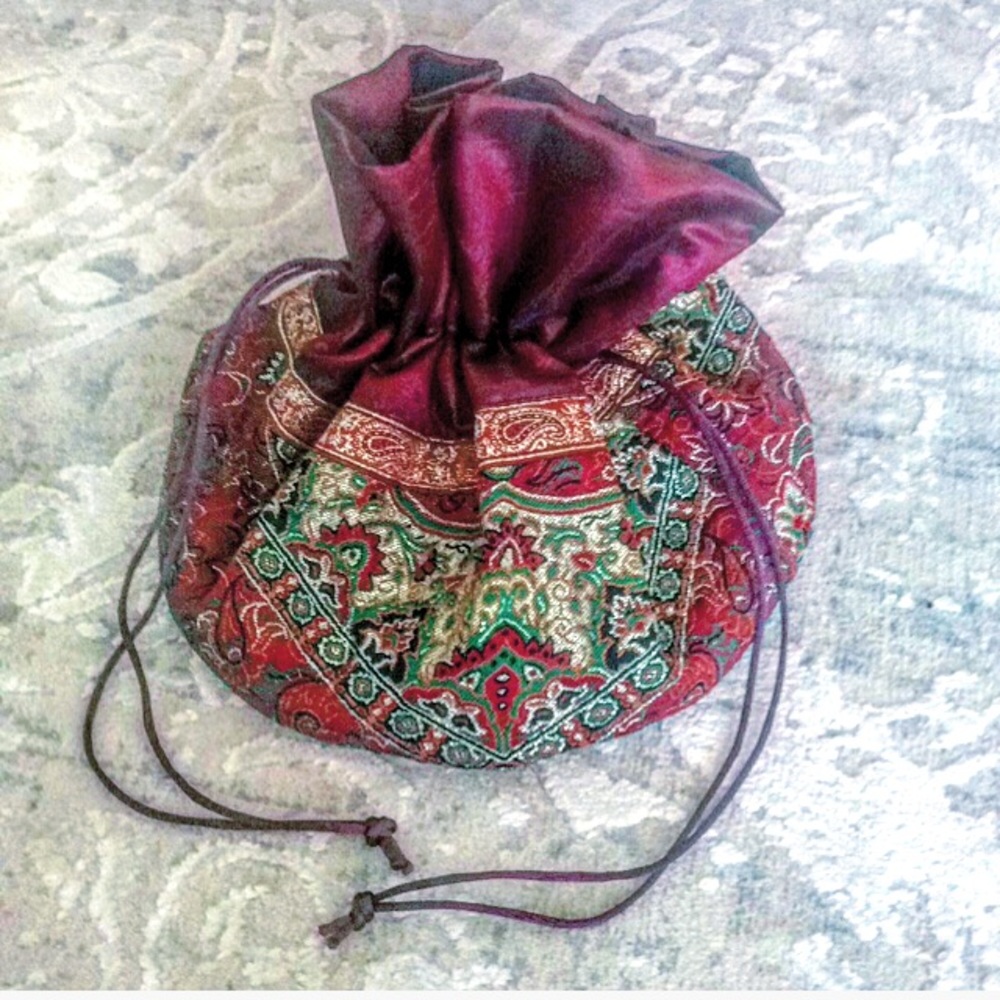 👛👛NWOT Persian Pattern treasure pouch purse